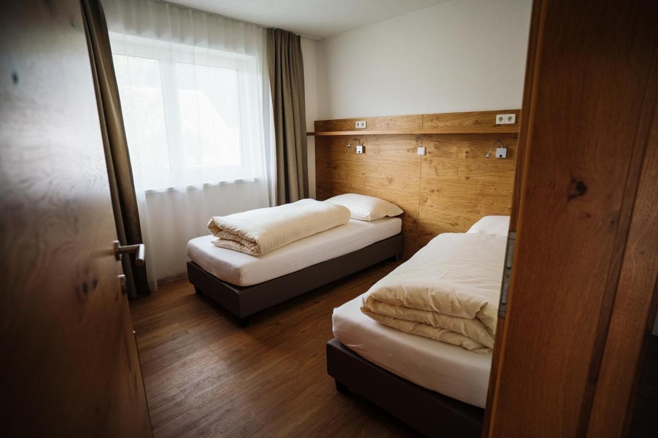 Apartmenthaus Strasswirt De Luxe Tröpolach Esterno foto